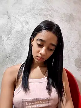 Zoe_Sweett18 live sex cam