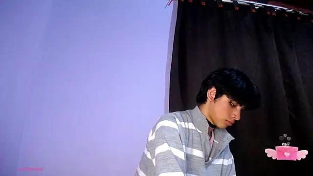 DaraKat18 live sex cam