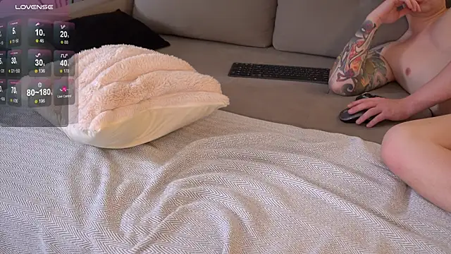 MissJuliya live sex cam