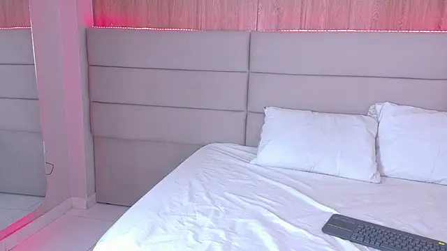 ValeSwift's cam snapshot