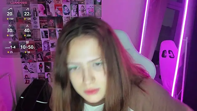 Anora_Miller's cam snapshot