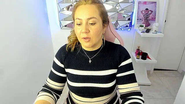 camixxx_m's cam snapshot