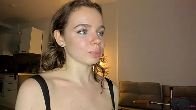 lit_asella's cam snapshot