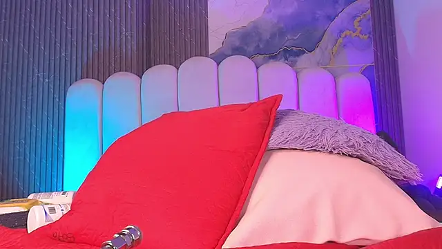 jones_maddy_'s cam snapshot