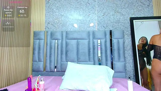 veronicaroose_'s cam snapshot