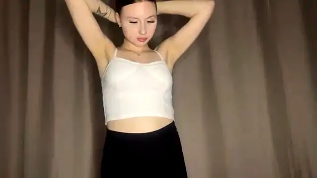 DivaRay's cam snapshot