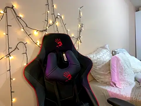 Ungoliant_Kiss's cam snapshot