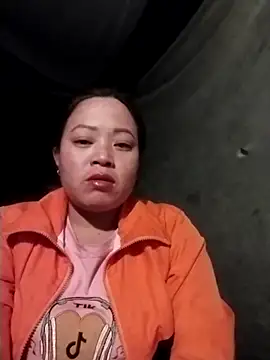 AlilaK2's cam snapshot