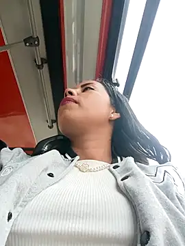 _andrea30's cam snapshot