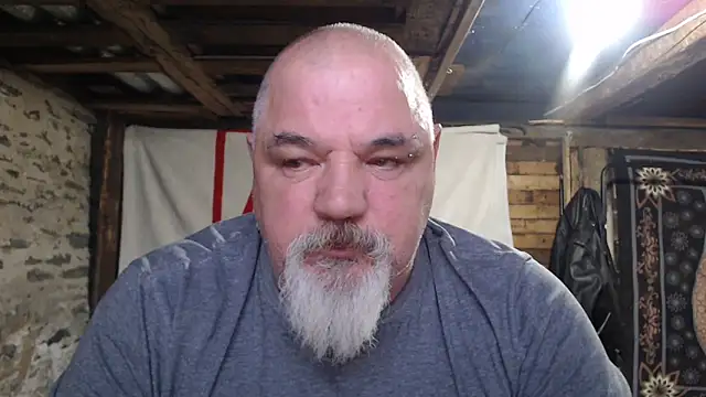 Newfiesausage1972 live sex cam