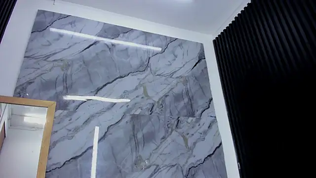 Luna_Ember's cam snapshot