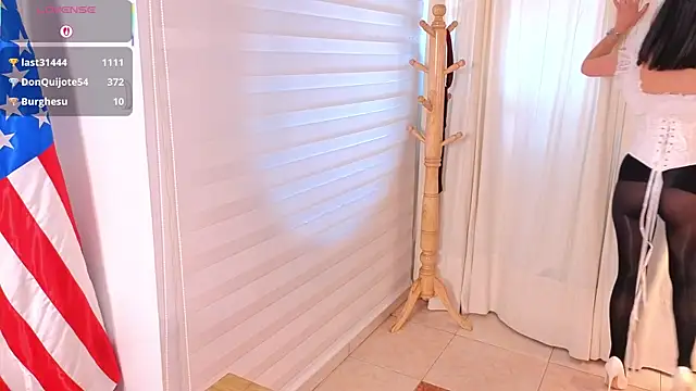 Alice_milf_'s cam snapshot