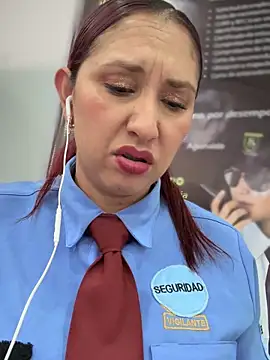 Megan-01-'s cam snapshot