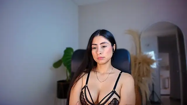 auroracaruso11's cam snapshot