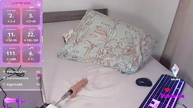 rosebelle11111's cam snapshot