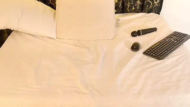 evvaa_moon69's cam snapshot