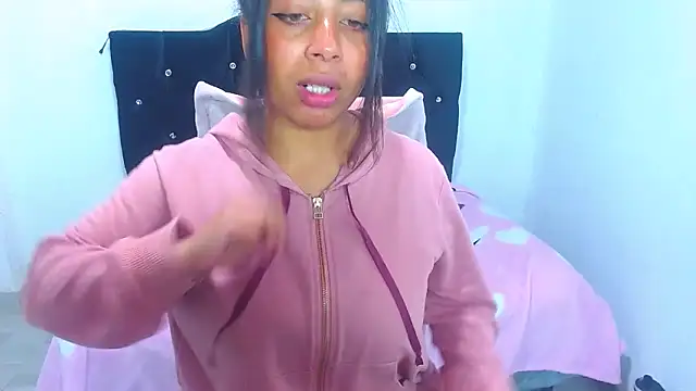 Gabi_Jhons_23's cam snapshot