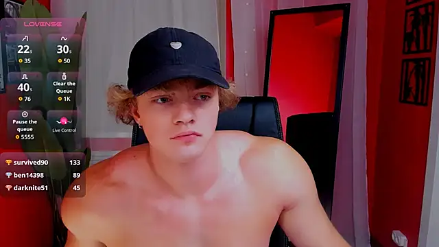 ChaseMuscular live sex cam