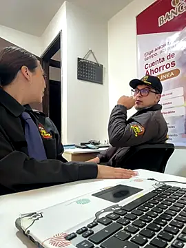 Emily-7_'s cam snapshot