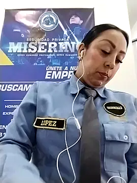 CRISTAL__11's cam snapshot