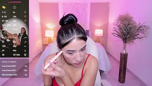 Antonella_Grayy's cam snapshot