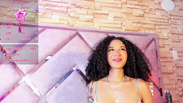 _lanna_jhonson_'s cam snapshot