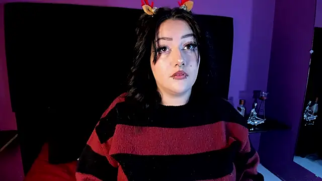 SabbathSinclair's cam snapshot