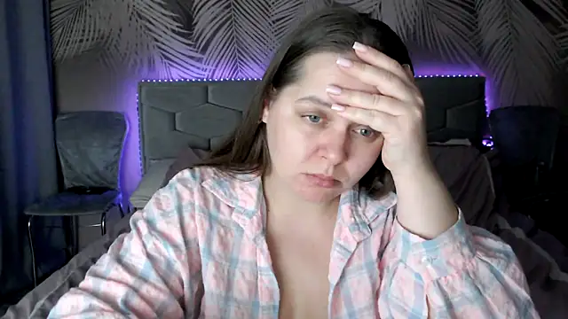 uliastar's cam snapshot