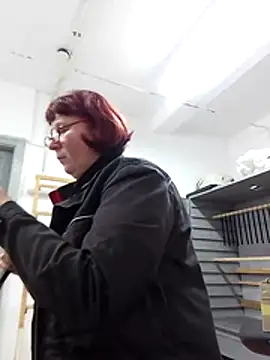 SquirrelFine's cam snapshot