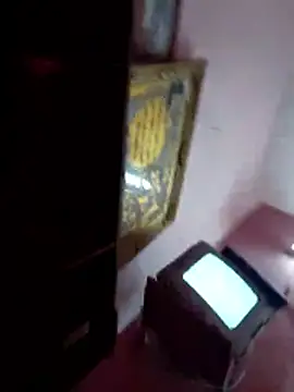 MOSLAHH live sex cam