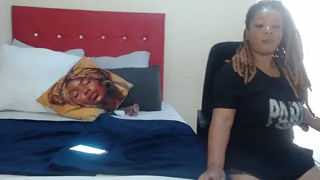 Foxybrownxx1's cam snapshot