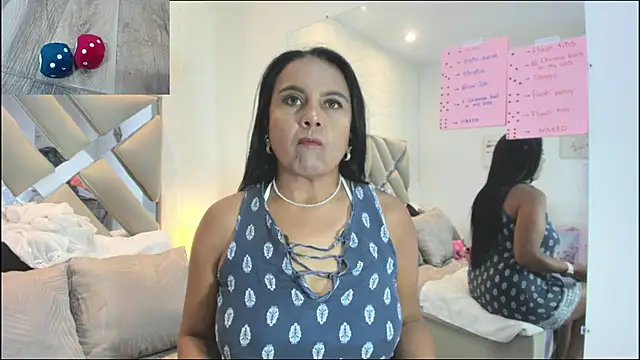 raquell_moore's cam snapshot