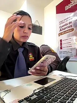 Emily-7_'s cam snapshot