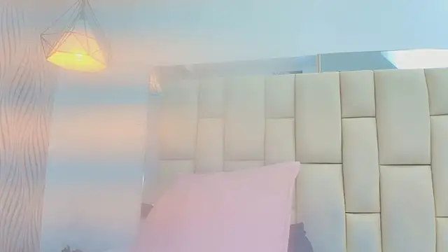 Vero_Temptation's cam snapshot