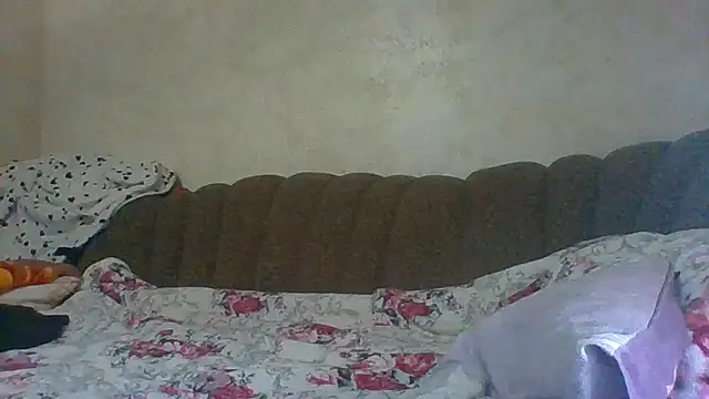 MilaSky5303's cam snapshot