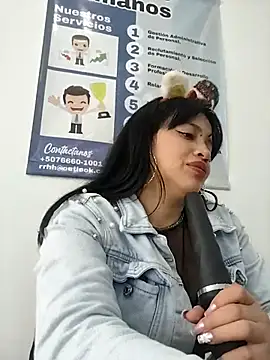 MILA__06's cam snapshot