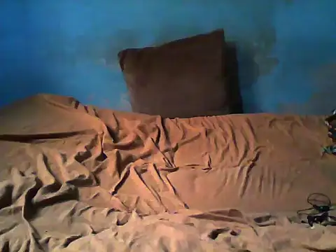 little__joy's cam snapshot