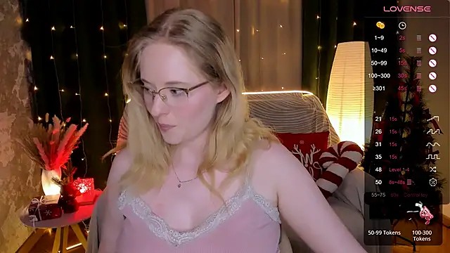 Aemilia_'s cam snapshot