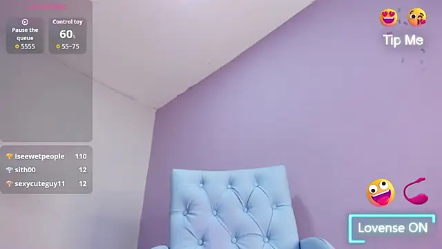 _candy_jade_'s cam snapshot