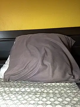 triplebeast's cam snapshot