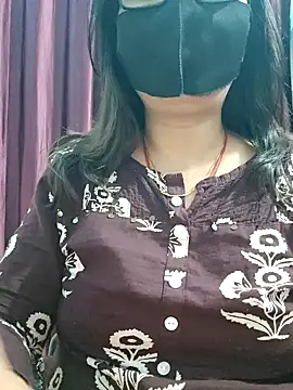 Aishwaryaa_69's cam snapshot