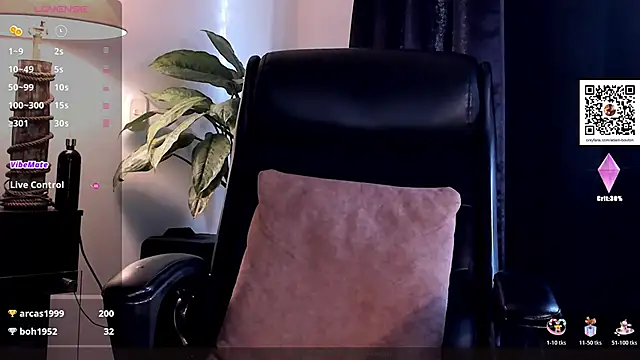 ADAM_BOUTON_'s cam snapshot