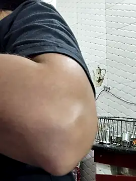 illay_love's cam snapshot