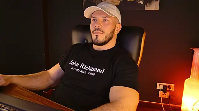 AngeloEric's cam snapshot