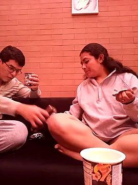 Logan_Chloe's cam snapshot