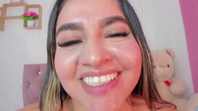 vanessa_sexyhot_'s cam snapshot