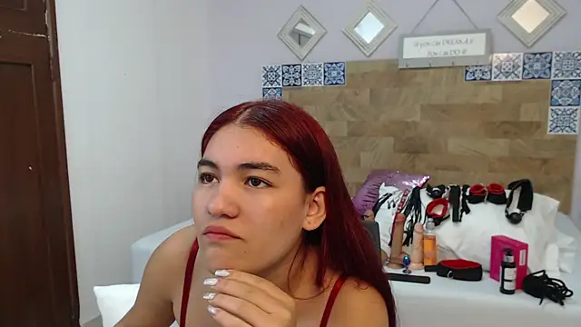 kylieBensoon's cam snapshot