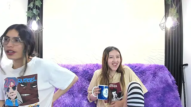 BRIAR_AND_BLAIR live sex cam