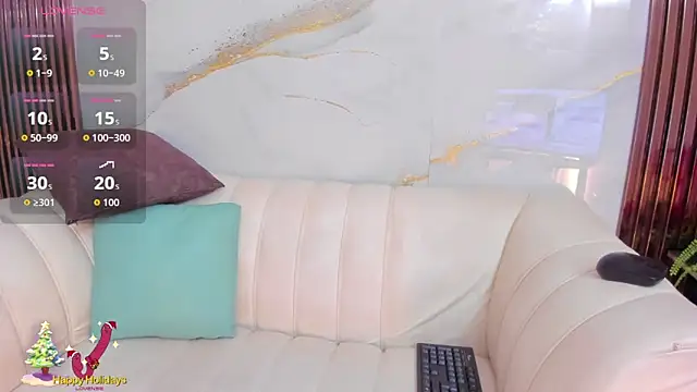 Lucy_Strong's cam snapshot