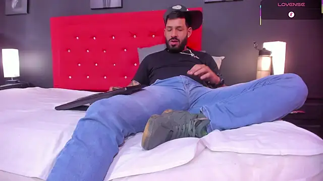 Thiagogomez's cam snapshot